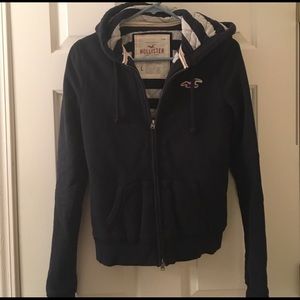 Hollister quilted hoodie